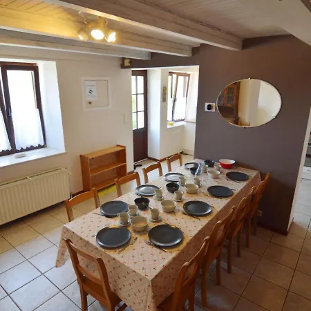 Prázdninový dům Modern Farmhouse In With Terrace Chassepierre
