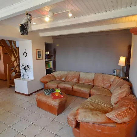 Modern Farmhouse In With Terrace Prázdninový dům