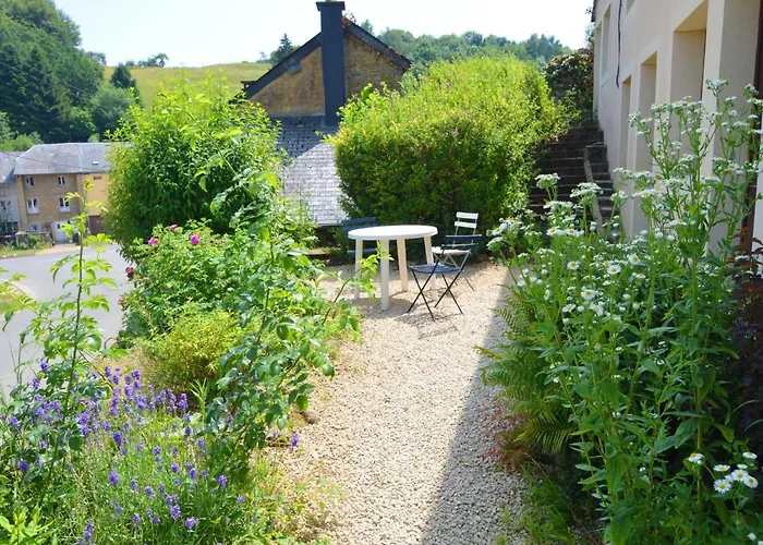 Modern Farmhouse In With Terrace * Chassepierre