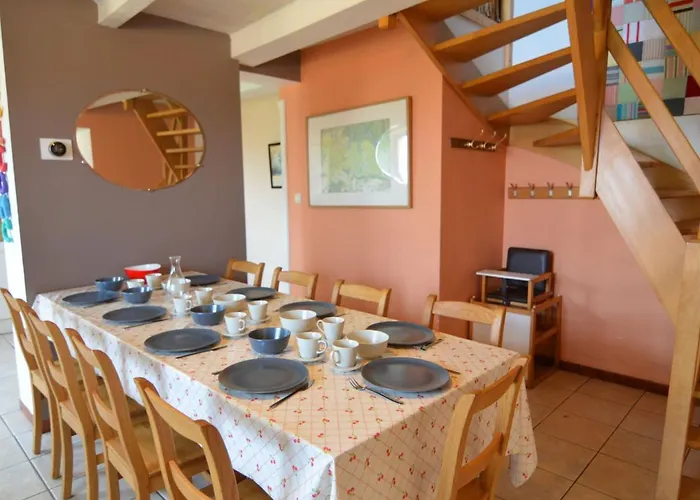 Modern Farmhouse In With Terrace Casa vacanze Chassepierre