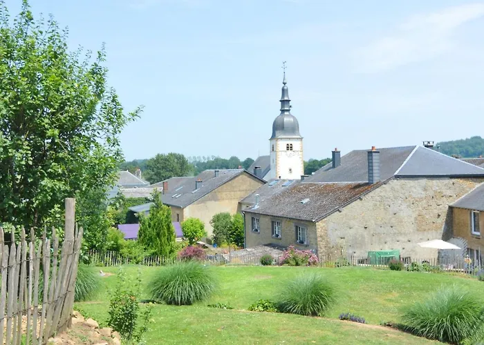 Modern Farmhouse In With Terrace Casa vacanze Chassepierre