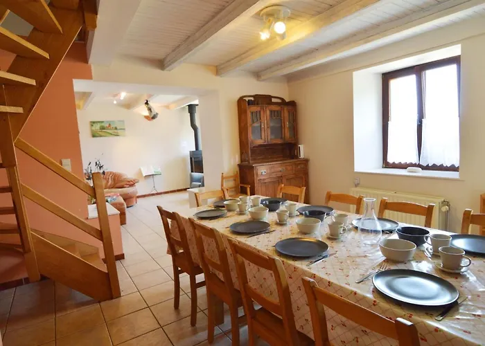 Casa vacanze Modern Farmhouse In With Terrace Chassepierre