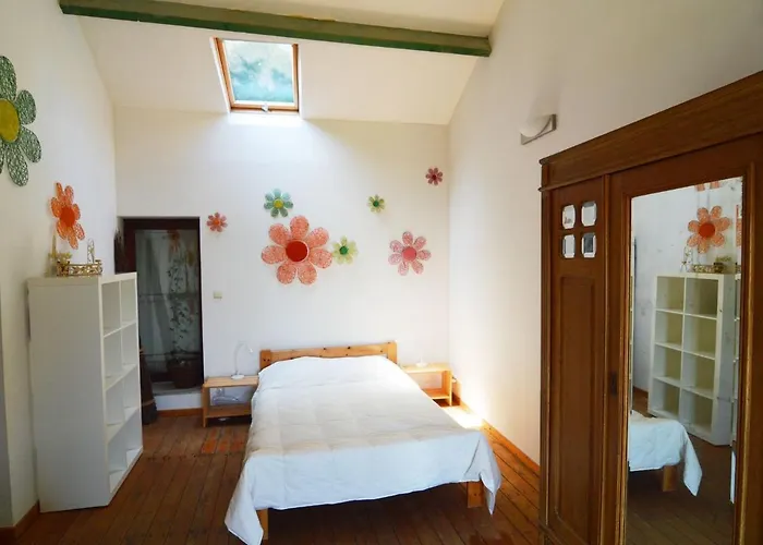 Modern Farmhouse In With Terrace Chassepierre